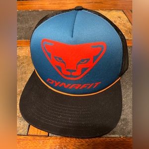Dynafit flat brimmed hat